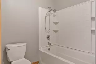 15685 W State Rd, Pecatonica, IL 61063 - Photo 33