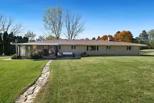 5588 35th St, Rockford, IL 61109 - Photo 57