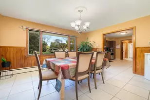 5588 35th St, Rockford, IL 61109 - Photo 9