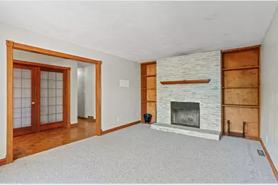 8099 Clearview Dr, Rockford, IL 61102 - Photo 7