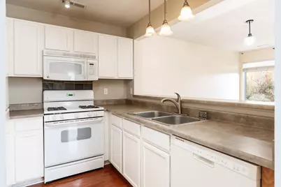 6538 Commonwealth Drive, Loves Park, IL 61111 - Photo 11