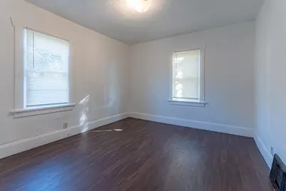 210 Stewart Avenue, Rockford, IL 61102 - Photo 7