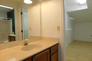 524 Triton Ave, Rockford, IL 61107 - Photo 17