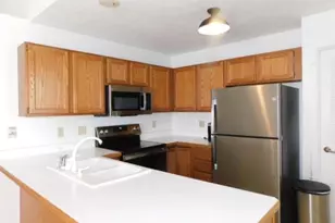 524 Triton Ave, Rockford, IL 61107 - Photo 9