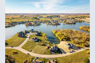 4010 Lakeshore Drive, Winnebago, IL 61088 - Photo 13