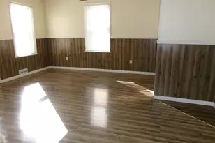 1015 8th St, Lasalle, IL 61301 - Photo 3