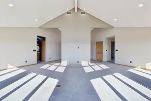 97 Highcrest Ct, Shannon, IL 61078 - Photo 13