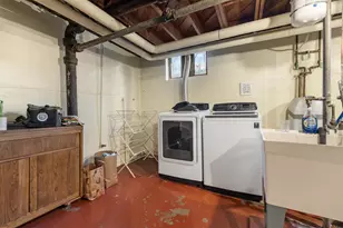 2322 E State St, Rockford, IL 61107 - Photo 23