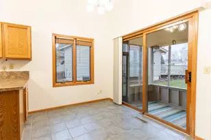 5269 Windsor Rd, Loves Park, IL 61111 - Photo 17