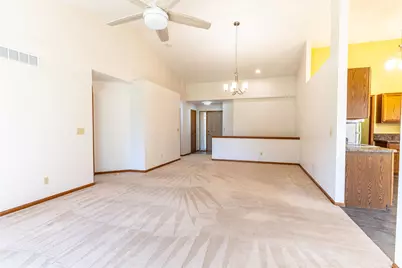 5269 Windsor Road, Loves Park, IL 61111 - Photo 5