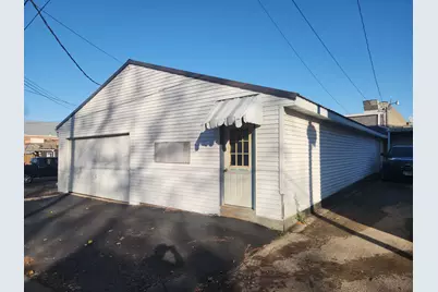 423-425 Main Street, Pecatonica, IL 61063 - Photo 3