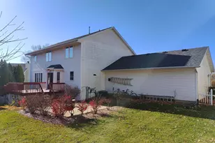 3107 Farmdale Ln, Freeport, IL 61032 - Photo 3