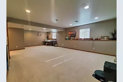 3107 Farmdale Lane, Freeport, IL 61032 - Photo 33