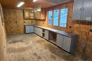 110 W Catlin St, Elizabeth, IL 61028 - Photo 25