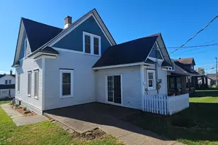 110 W Catlin St, Elizabeth, IL 61028 - Photo 17