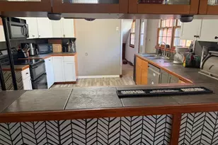 1752 W Stephenson St, Freeport, IL 61032 - Photo 5