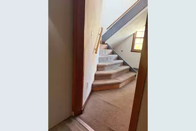 1752 W Stephenson Street, Freeport, IL 61032 - Photo 9