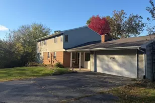 1752 W Stephenson St, Freeport, IL 61032 - Photo 1