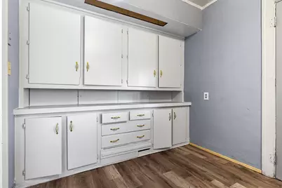 915-917 N Winnebago Street, Rockford, IL 61103 - Photo 5