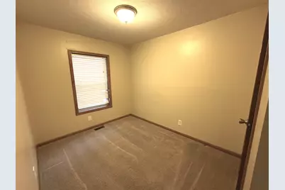 498 Park Avenue, Belvidere, IL 61008 - Photo 11