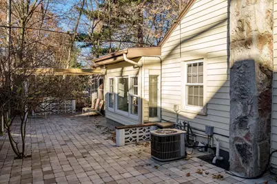 1603 Log Cabin Avenue, Rockford, IL 61108 - Photo 27