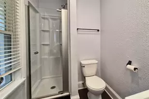 325 Washington St, Rockford, IL 61108 - Photo 13