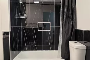 1030 N Winnebago, Rockford, IL 61103 - Photo 15