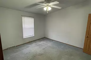 562 Seasons Pkwy, Belvidere, IL 61008 - Photo 13