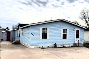 823 Fox Ln, Belvidere, IL 61008 - Photo 1