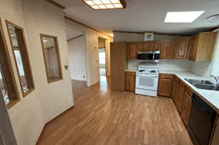 823 Fox Ln, Belvidere, IL 61008 - Photo 11