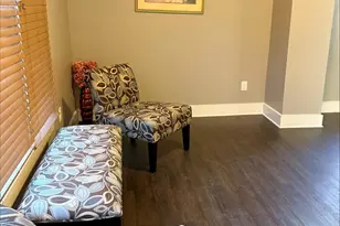 2104 Latham St, Rockford, IL 61103 - Photo 3