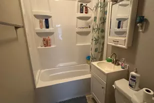 1610 Parmele St, Rockford, IL 61104 - Photo 9