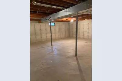 612 Alamo Drive, Freeport, IL 61032 - Photo 11