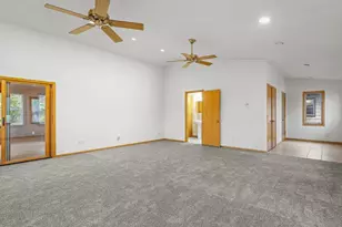 7774 Old River Rd, Rockford, IL 61103 - Photo 3