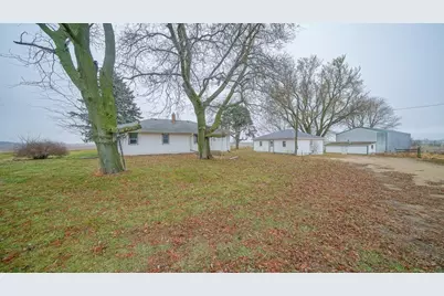 2610 S Klinger Road, Pecatonica, IL 61063 - Photo 35