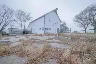 2610 S Klinger Rd, Pecatonica, IL 61063 - Photo 45