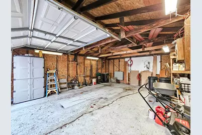 1105 Colonial Drive, Machesney Park, IL 61115 - Photo 37