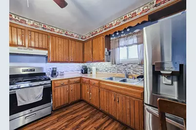 1105 Colonial Drive, Machesney Park, IL 61115 - Photo 9