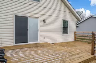 5724 Pierce Ln, South Beloit, IL 61080 - Photo 5