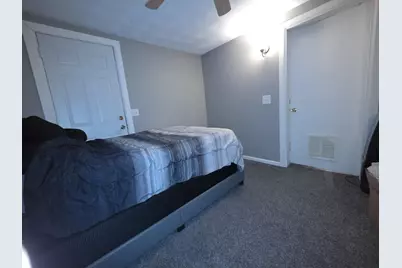 7716 Elm Avenue, Machesney Park, IL 61115 - Photo 9