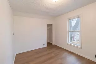 325 W Stearns St, Freeport, IL 61032 - Photo 19