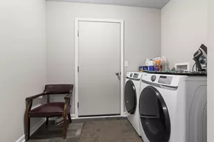 12630 Scarsdale Ln, Loves Park, IL 61111 - Photo 13