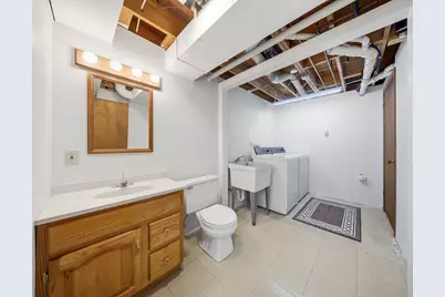 2010 Cimarron Drive, Freeport, IL 61032 - Photo 13