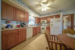 429 N Union St, Byron, IL 61010 - Photo 9