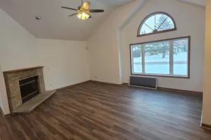 205 SW Gables Dr, Poplar Grove, IL 61065 - Photo 9