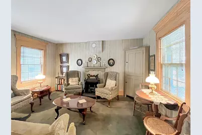 507&503 W Pleasant Street, Freeport, IL 61032 - Photo 5