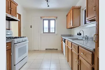 2108 Burton St, Rockford, IL 61103 - Photo 7