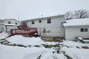 1841 W Revere, Freeport, IL 61032 - Photo 5