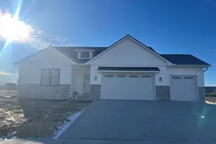 6883 Audree Ln, Loves Park, IL 61111 - Photo 1