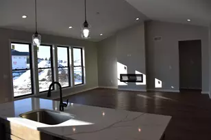 6883 Audree Ln, Loves Park, IL 61111 - Photo 9